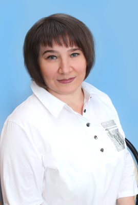Воспитатель Хомутских Ирина Ивановна